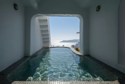 Pegasus Suites & Spa Santorini
